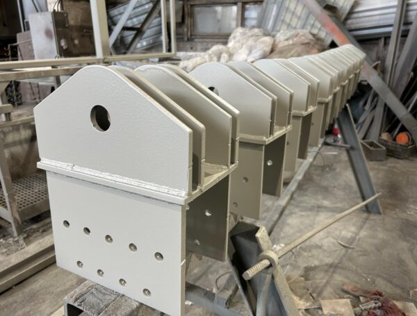 Manufacturing of metal mounting brackets