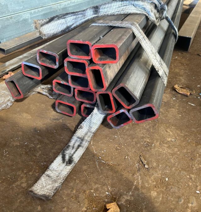 Caurule 60x40x6 S355 L-12m un dokumentācija