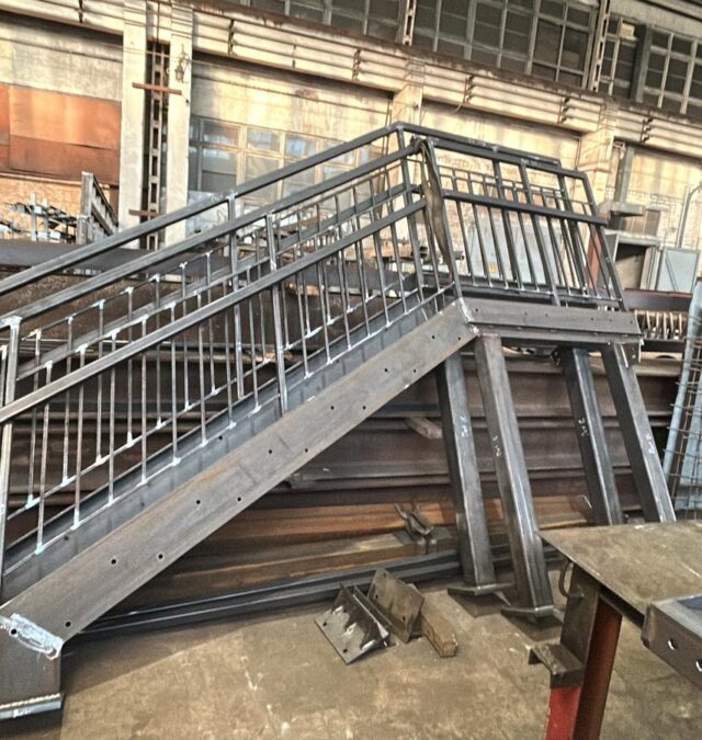 Metāla kāpņu izgatavošana Rīgā