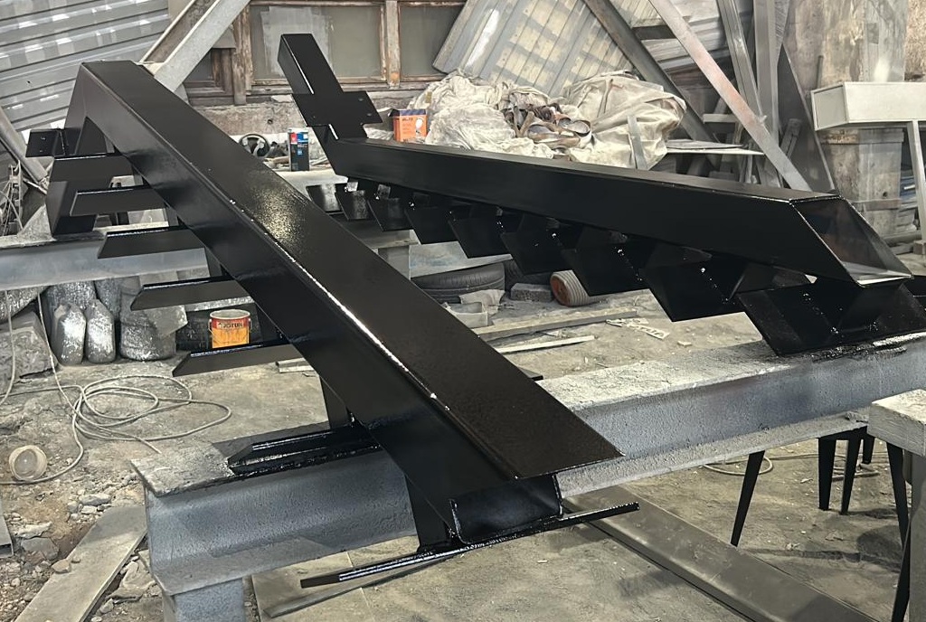 Tērauda kāpņu laidi – izgatavošana