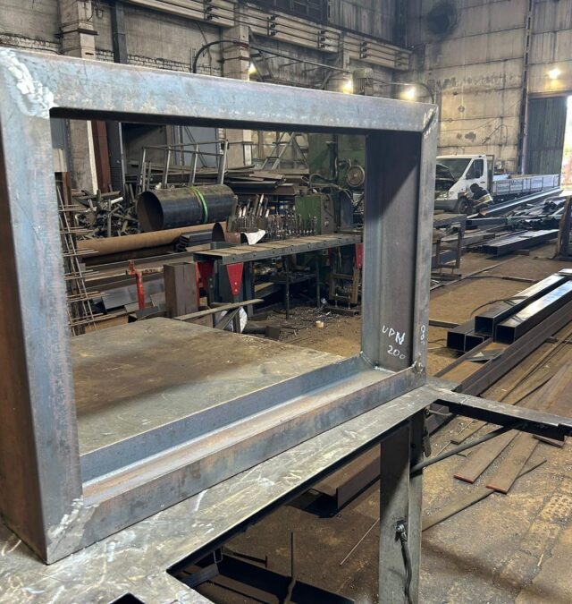 Tērauda rāmis no UPN 200 – Izgatavošana