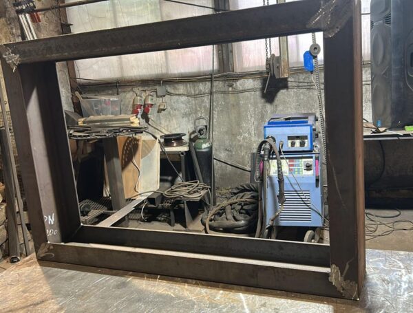 Metināts UPN 200 tērauda rāmis