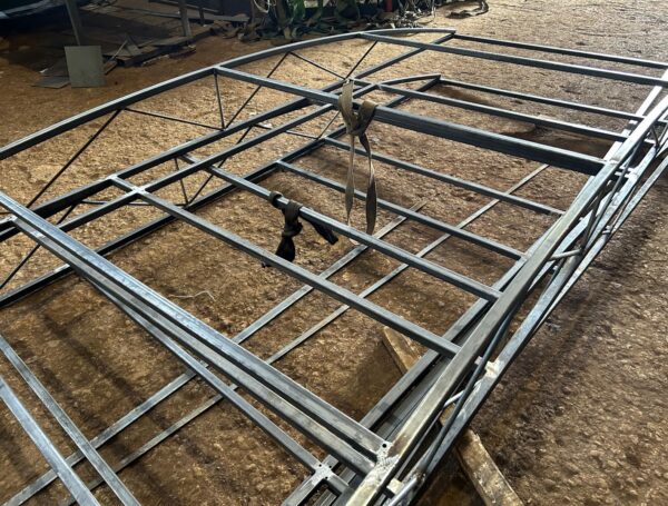 Metāla arka nojumei