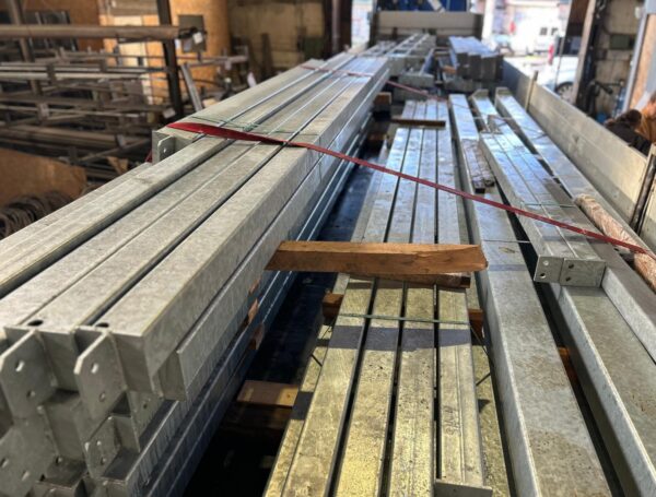 Metāla konstrukciju ražošana ar materiālu sertifikātiem un deklarācijām