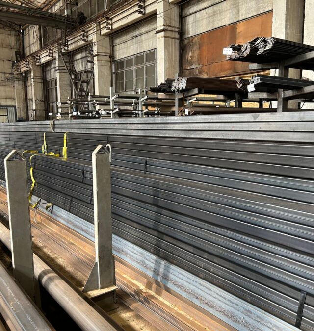 Pasūtījums: Piegādājām klientam pilnu kravu – tērauda profilcaurules 140x80x6 S355